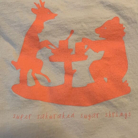 Alternative earth T shirt with bear and deer having tea, made in Peru, medium - Picture 2 of 10